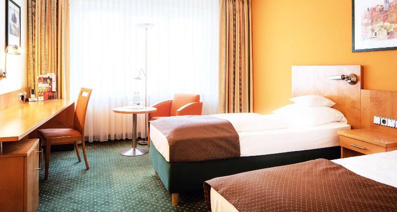 Best Western Plus Steubenhof Hotel MHG Exterior photo